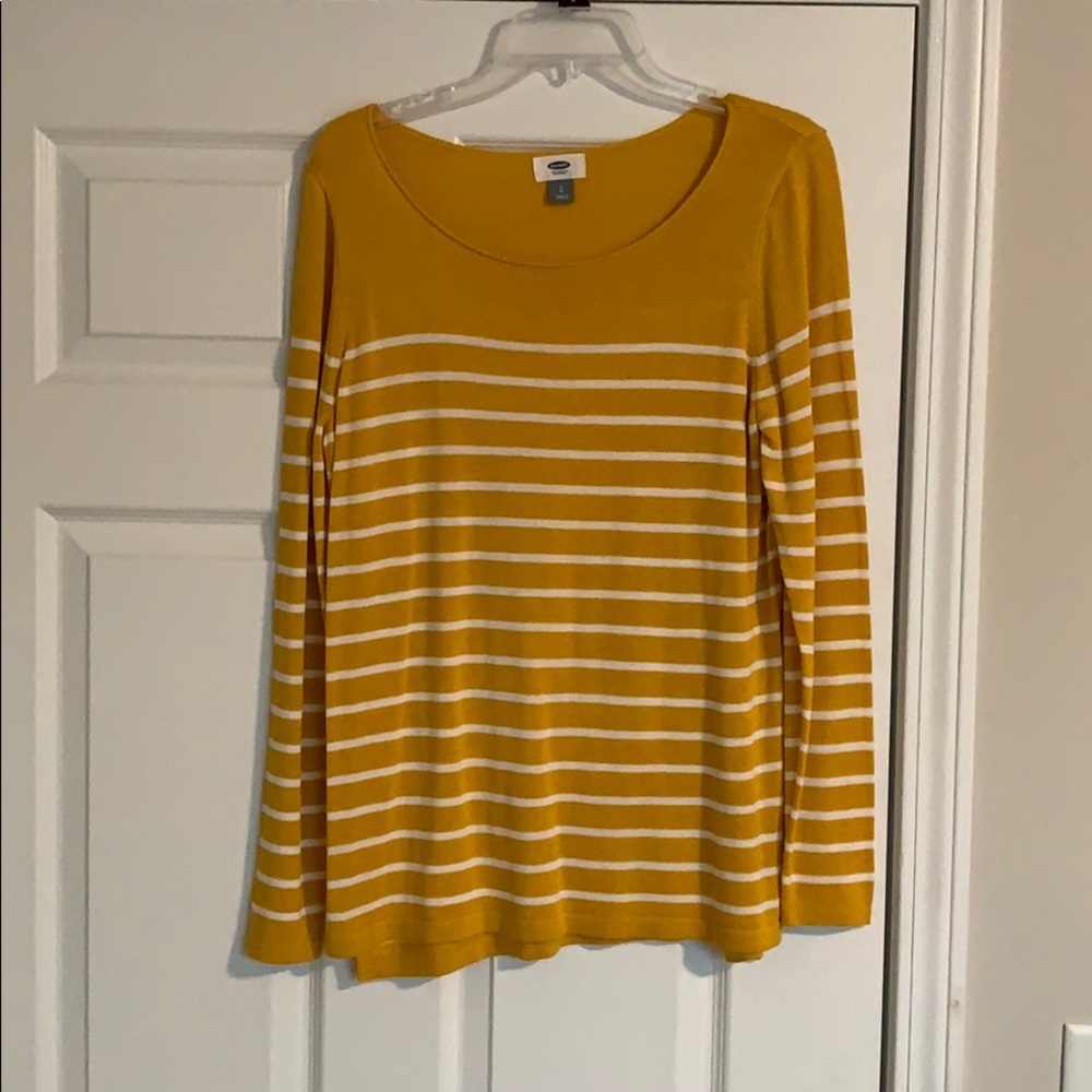 Old navy mustard and white striped sweater